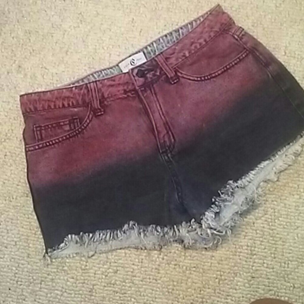 Red & black large jean shorts